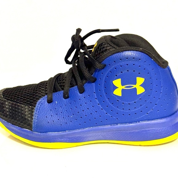 Unfer Armour Basketball - Picture 3 of 15